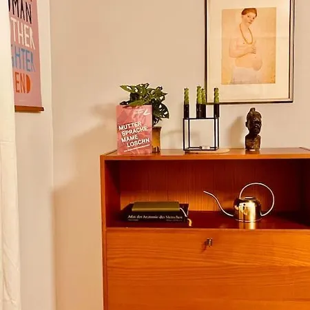Appartement 18m2 Mit Jugendstil-charme Im Stadtzentrum *