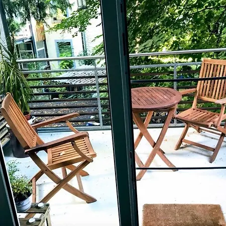 Appartement 18m2 Mit Jugendstil-charme Im Stadtzentrum
